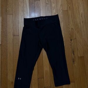 Under Armour Black Cropped Compression Leggings